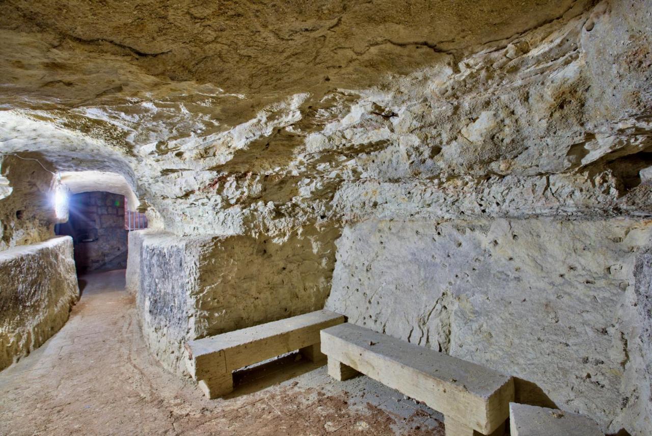 Chateau La Vallette - Grand Master'S Suite فاليتا المظهر الخارجي الصورة