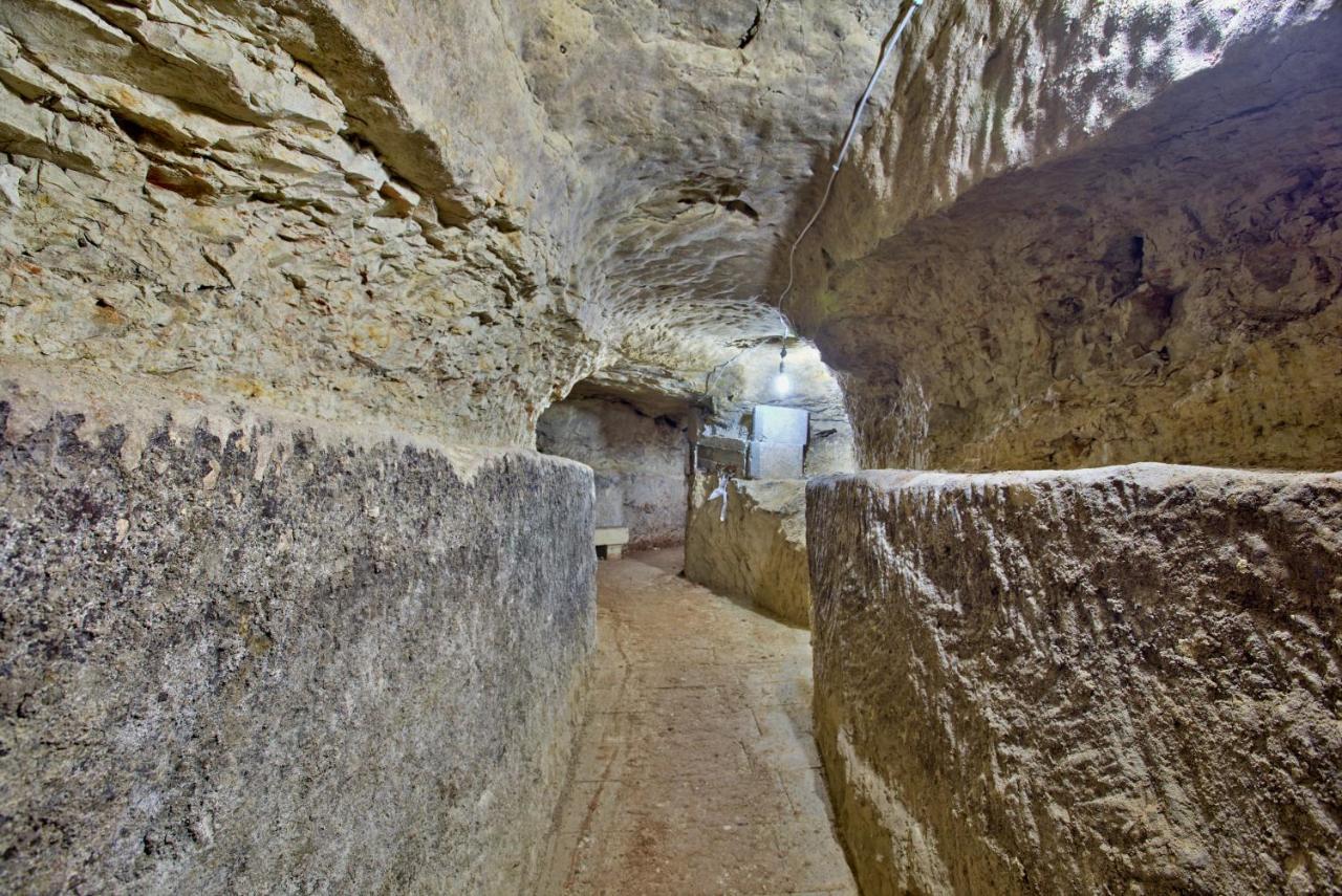 Chateau La Vallette - Grand Master'S Suite فاليتا المظهر الخارجي الصورة