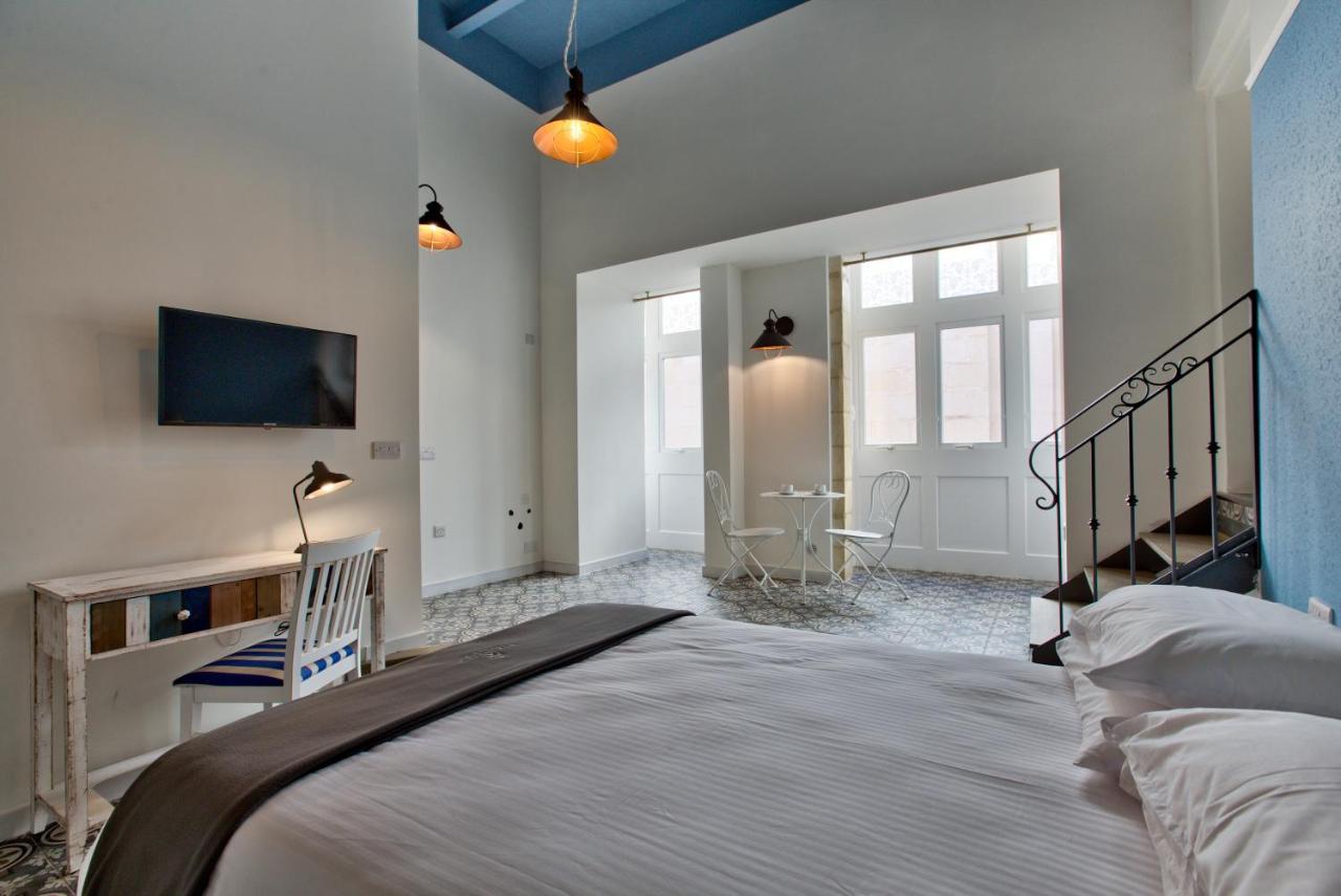 Chateau La Vallette - Grand Master'S Suite فاليتا المظهر الخارجي الصورة