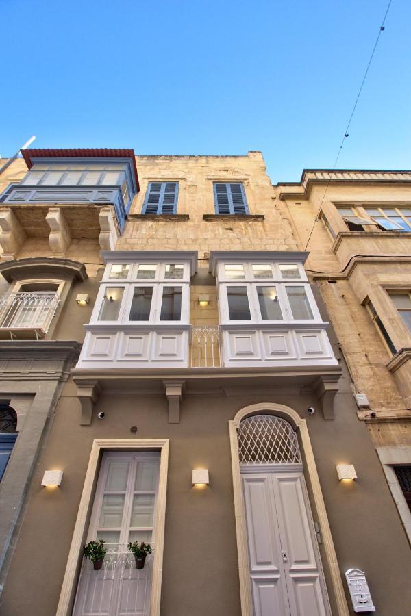 Chateau La Vallette - Grand Master'S Suite فاليتا المظهر الخارجي الصورة