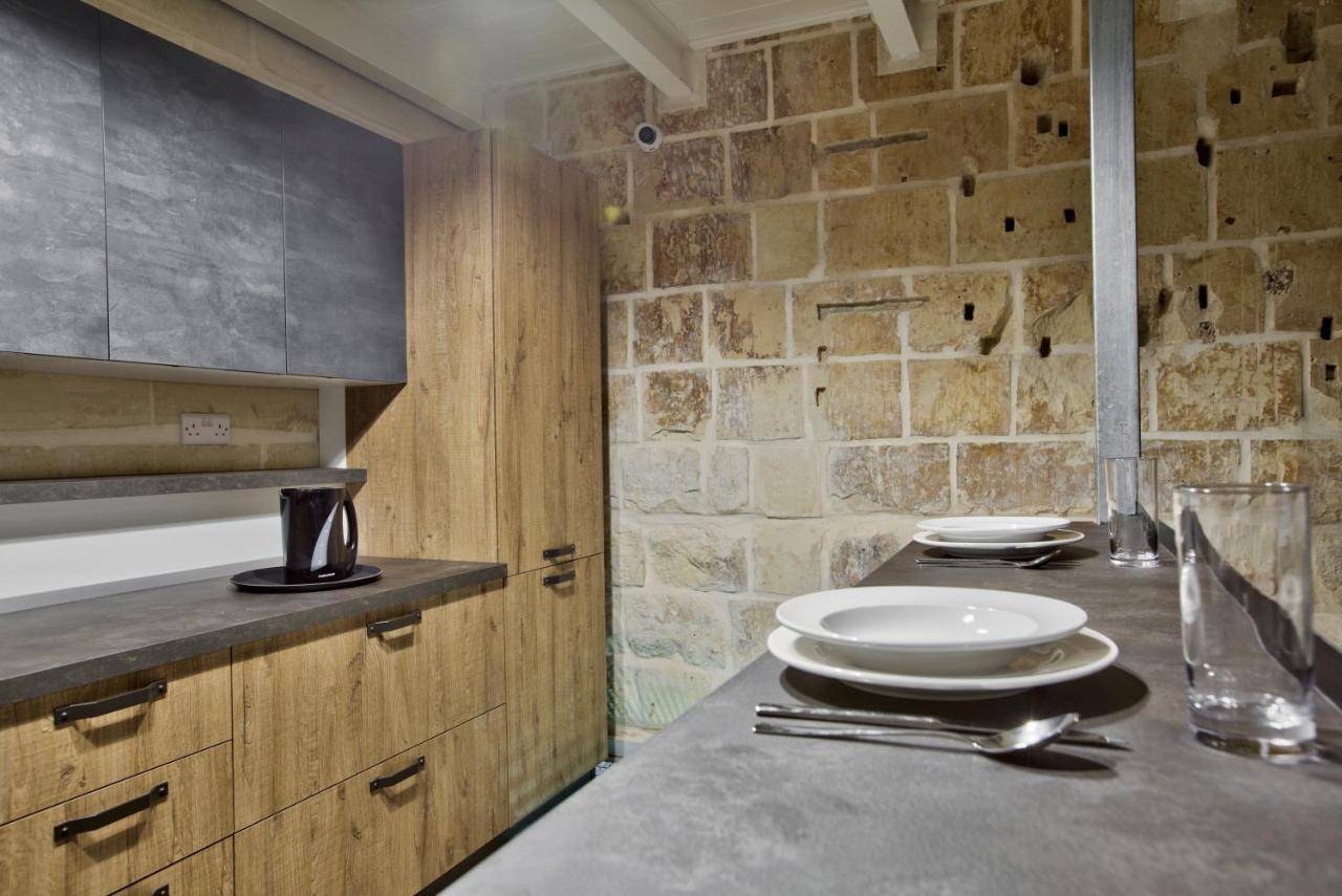 Chateau La Vallette - Grand Master'S Suite فاليتا المظهر الخارجي الصورة